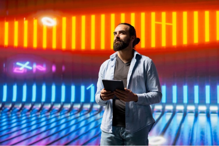 The following table summarizes the key differences in winning factors